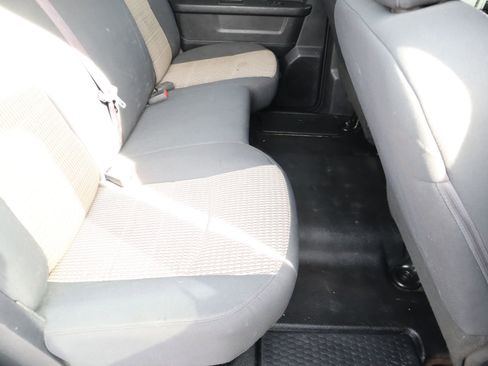 Used 2012 RAM 2500 ST w/ Popular Equipment Group image 40