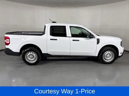 Used 2025 Ford Maverick XL FWD image 12