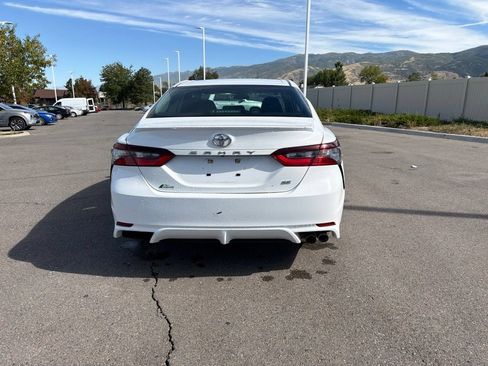 Used 2024 Toyota Camry SE FWD image 8