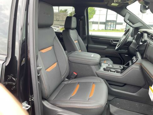 New 2026 GMC Sierra 2500 AT4 AWD/4WD image 30