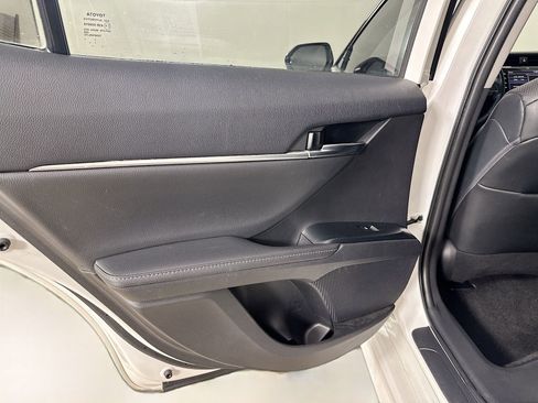 Used 2020 Toyota Camry XSE FWD image 35