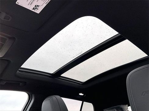 New 2026 Chevrolet Equinox EV RS image 13