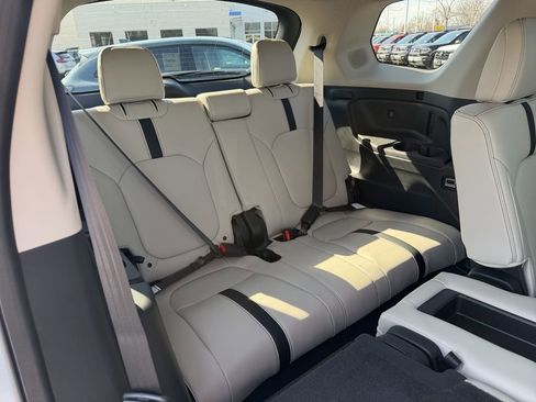 New 2026 Honda Pilot Touring image 17
