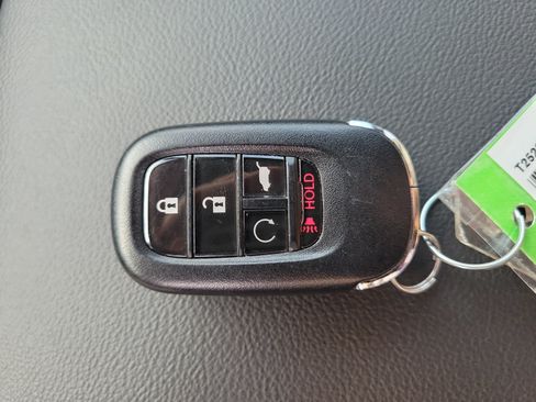 Used 2025 Honda CR-V Sport-L image 33