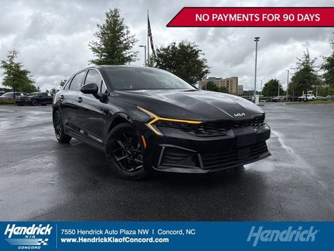 Certified 2025 Kia K5 LXS FWD image 1