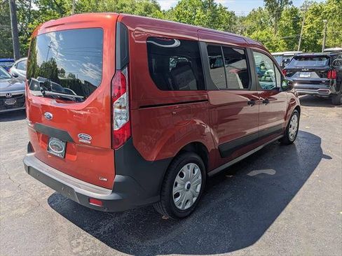 Used 2022 Ford Transit Connect XL FWD image 5