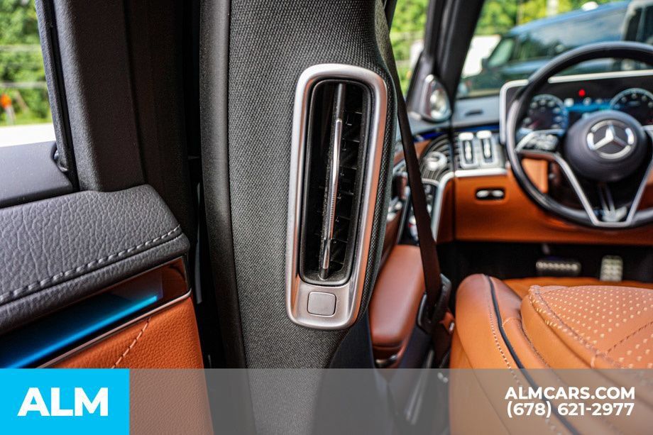 Used 2022 Mercedes-Benz S 580 4MATIC Sedan w/ AMG Line Package image 31