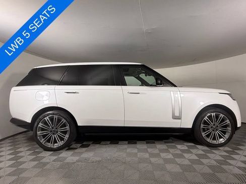 Used 2025 Land Rover Range Rover Long Wheelbase Autobiography AWD/4WD image 9