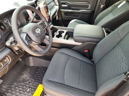 New 2026 RAM 2500 Lone Star AWD/4WD image 13