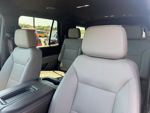 Used 2023 Chevrolet Tahoe LT AWD/4WD image 16
