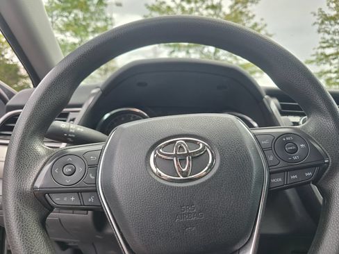 Certified 2019 Toyota Camry LE FWD image 18