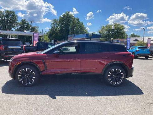 New 2025 Chevrolet Blazer EV RS image 4