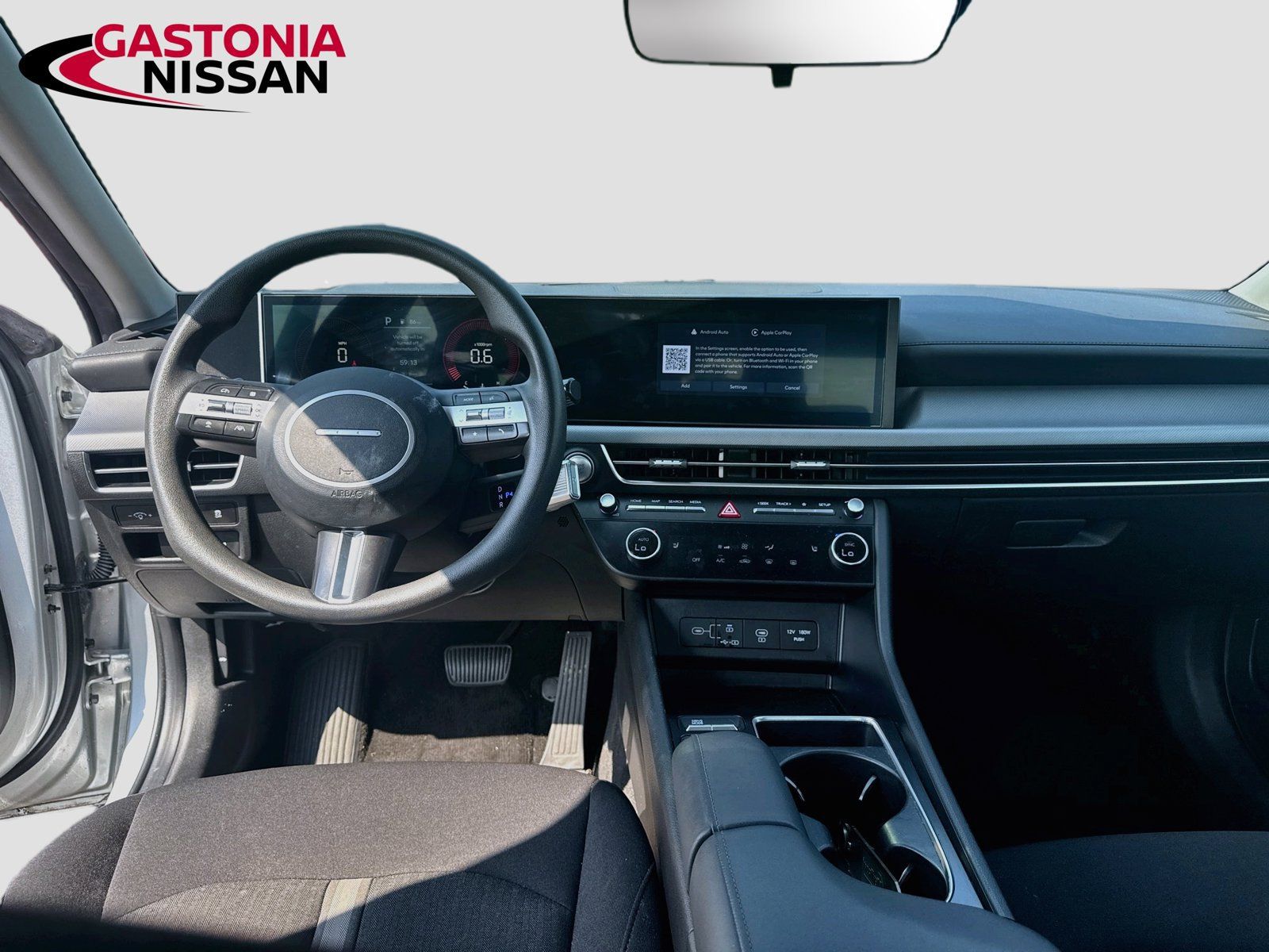 Used 2025 Hyundai Sonata SEL FWD image 30