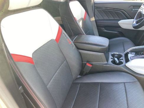 Used 2024 GMC Canyon AT4X image 23