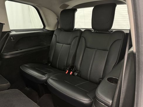 Used 2012 Mercedes-Benz GL 450 4MATIC image 23
