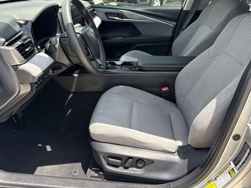 Used 2025 Toyota Camry LE FWD image 18
