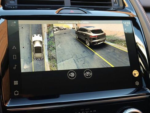 Used 2024 Jaguar E-PACE R-Dynamic SE image 28