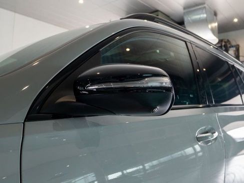New 2026 Mercedes-Benz GLS 580 4MATIC image 8