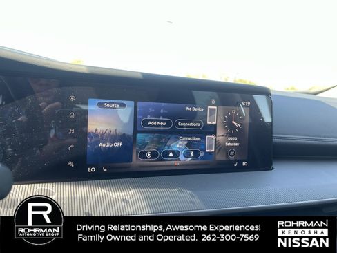 New 2025 Nissan Murano SV image 9