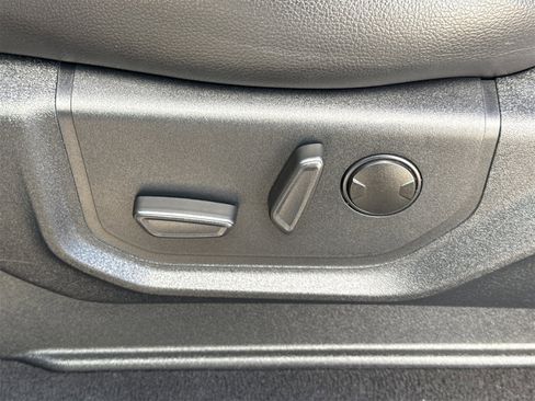 Used 2021 Ford F250 Lariat w/ FX4 Off-Road Package image 18