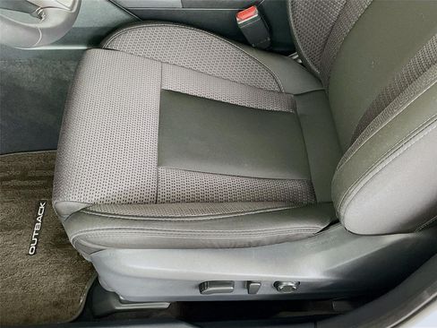Certified 2025 Subaru Outback Premium AWD/4WD image 22