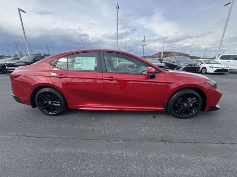 New 2026 Toyota Camry SE w/ Convenience Package image 9