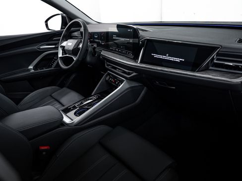 New 2025 Audi Q5 Prestige image 13