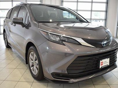 Certified 2024 Toyota Sienna LE