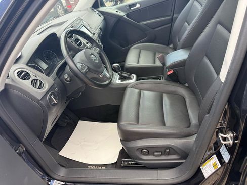 Used 2017 Volkswagen Tiguan Wolfsburg Edition AWD/4WD image 24