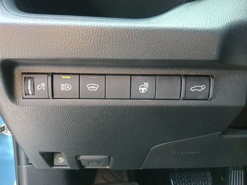 Used 2023 Toyota RAV4 XSE w/ XSE Grade Weather Package AWD/4WD image 17