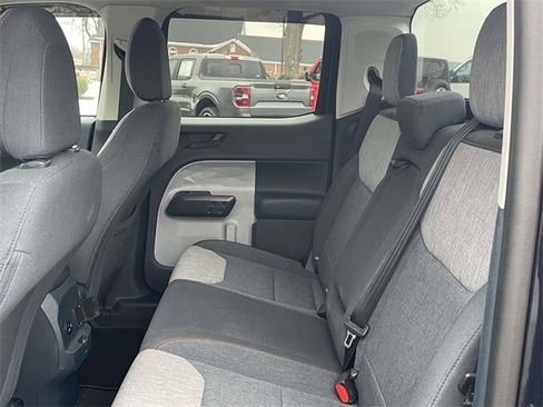 Certified 2022 Ford Maverick XLT w/ XLT Luxury Package image 12