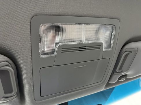 Used 2014 Toyota Camry LE image 18