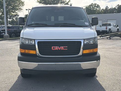 Used 2024 GMC Savana 2500 w/ Driver Convenience Package RWD image 6