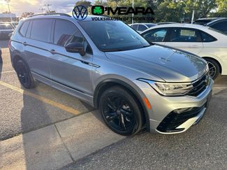 Used 2024 Volkswagen Tiguan SE R-Line AWD/4WD video 2