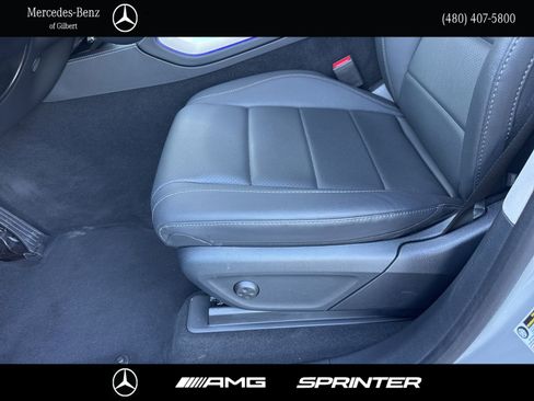 Used 2025 Mercedes-Benz GLE 350 4MATIC image 13