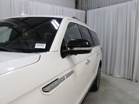 Used 2019 Lincoln Navigator L Reserve AWD/4WD image 35