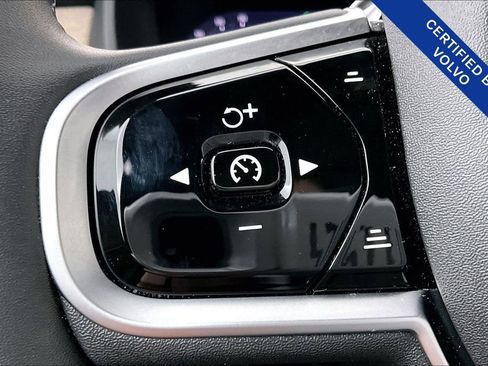 Certified 2025 Volvo XC90 B5 Plus image 26