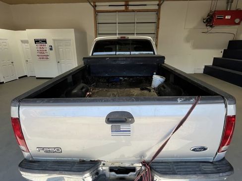 Used 2001 Ford F250 4x4 SuperCab Super Duty image 4