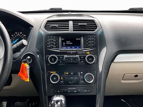 Used 2018 Ford Explorer FWD image 5