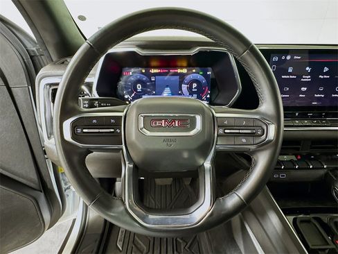 Used 2024 GMC Canyon Elevation image 9