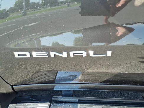Used 2019 GMC Sierra 1500 Denali AWD/4WD image 7