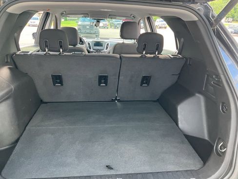 Used 2019 Chevrolet Equinox LT image 24