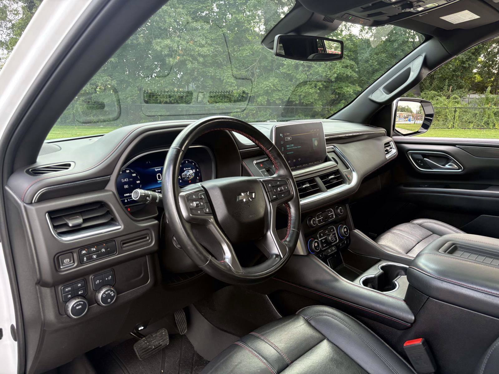 Used 2023 Chevrolet Tahoe RST w/ Luxury Package AWD/4WD image 13