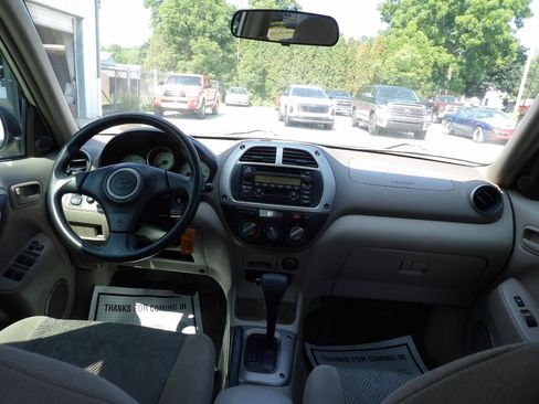 Used 2001 Toyota RAV4 Limited FWD image 10