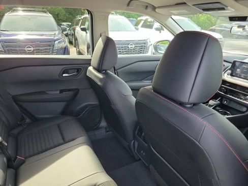 New 2026 Nissan Rogue SV AWD/4WD image 28