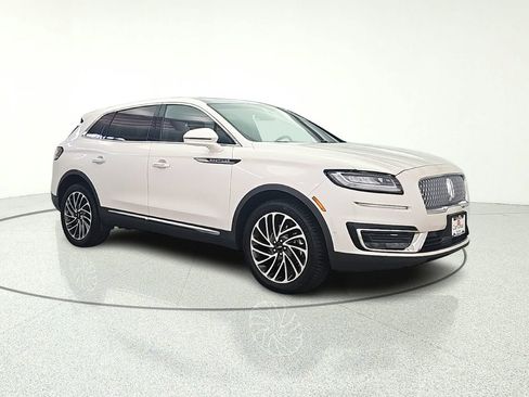 Used 2019 Lincoln Nautilus Reserve AWD/4WD image 9