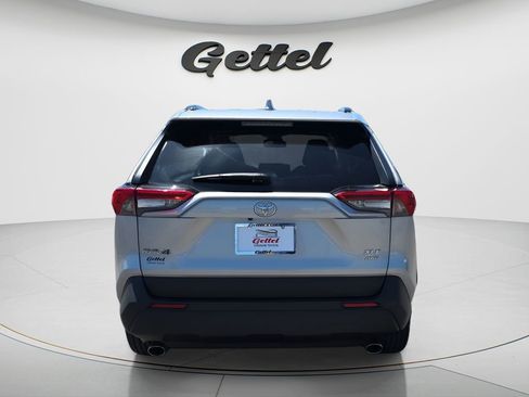 Used 2019 Toyota RAV4 XLE w/ Convenience Package image 6