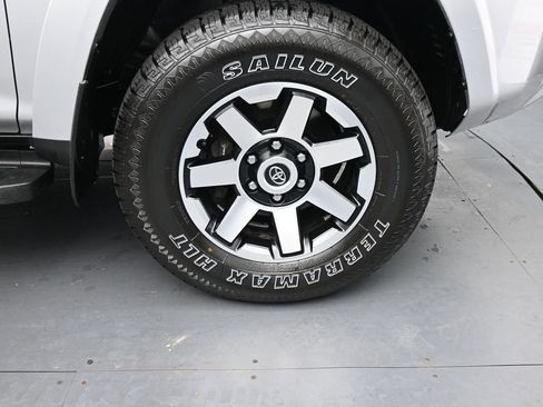 Used 2021 Toyota 4Runner TRD Off-Road Premium image 13