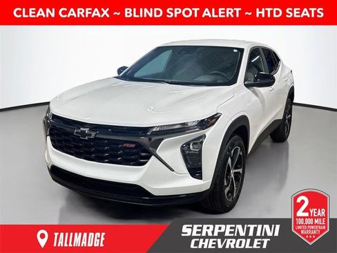 Used 2024 Chevrolet Trax RS w/ Driver Confidence Package FWD image 1