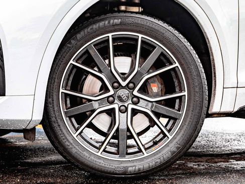 Used 2023 Audi SQ5 Premium Plus image 6